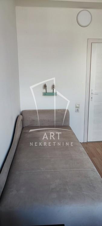 Slika 11 - Nemanjina, Trosoban stan za izdavanje, 60m2, 800€