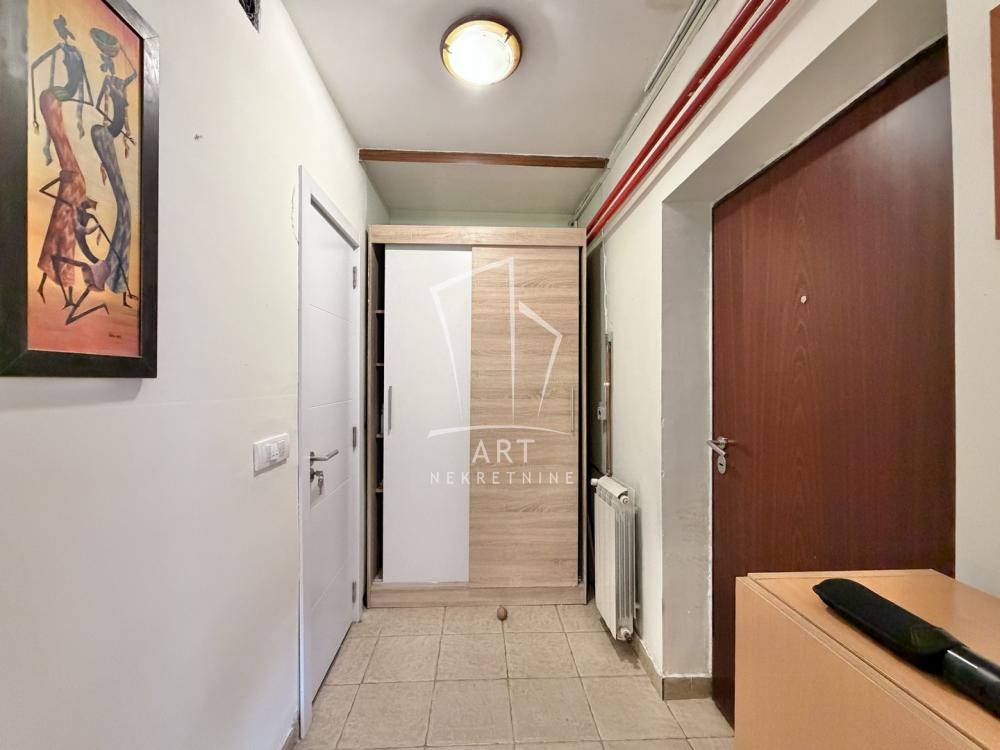 Slika 8 - Bata Lakina, Jednoiposoban stan za izdavanje, 38m2, 520€