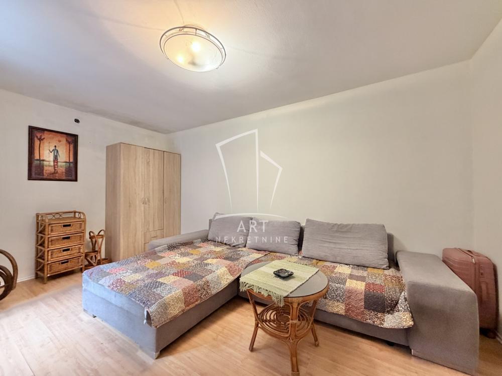 Glavna slika -Bata Lakina, Jednoiposoban stan za izdavanje, 38m2, 520€