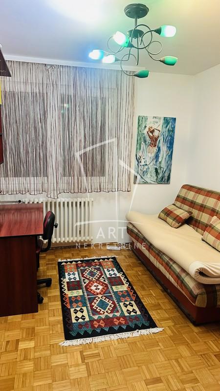 Slika 3 - Matice Srpske, Trosoban stan za izdavanje, 66m2, 600€