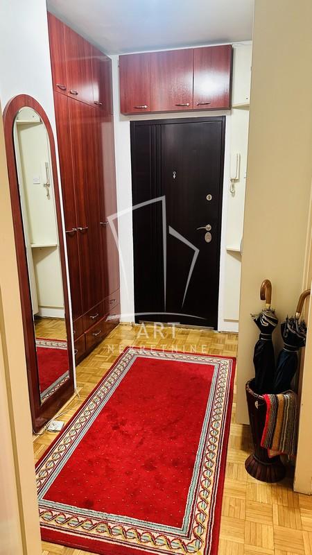 Slika 8 - Matice Srpske, Trosoban stan za izdavanje, 66m2, 600€