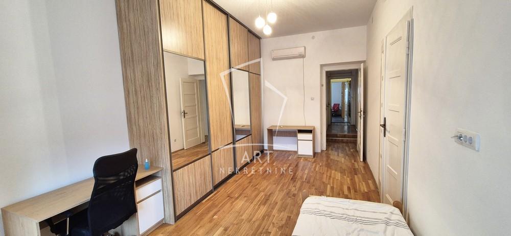 Slika 6 - Zmaj Jovina, Petosoban stan za izdavanje, 125m2, 1.100€