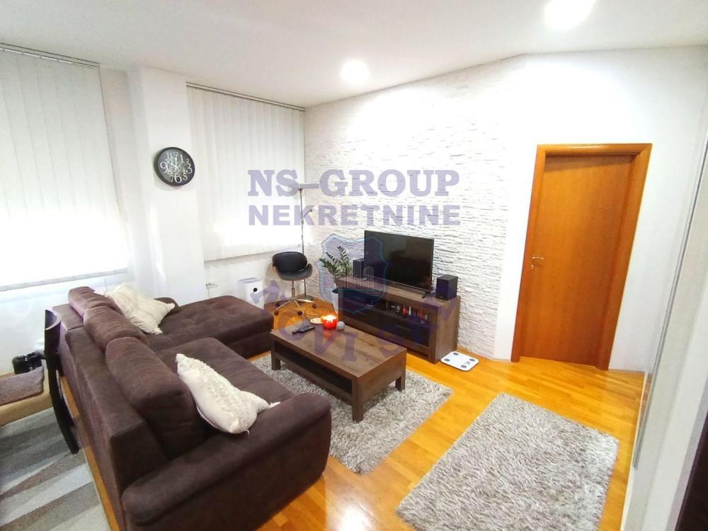 Glavna slika -Jednoiposoban stan na prodaju, 43m2, 121.000€