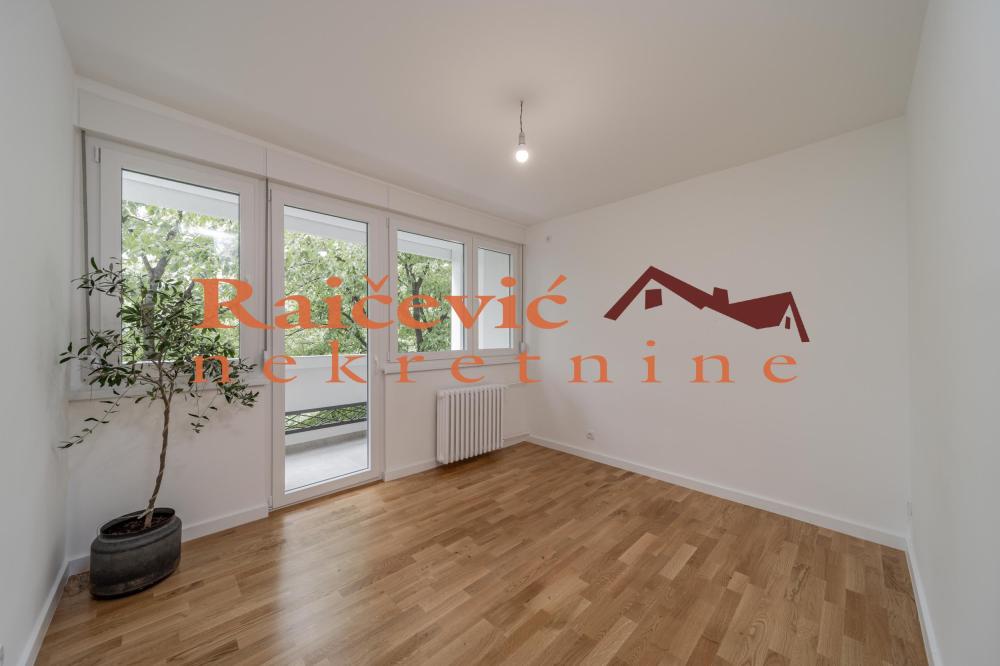 Slika 4 - Sava Burica, Dvoiposoban stan na prodaju, 61m2, 205.000€