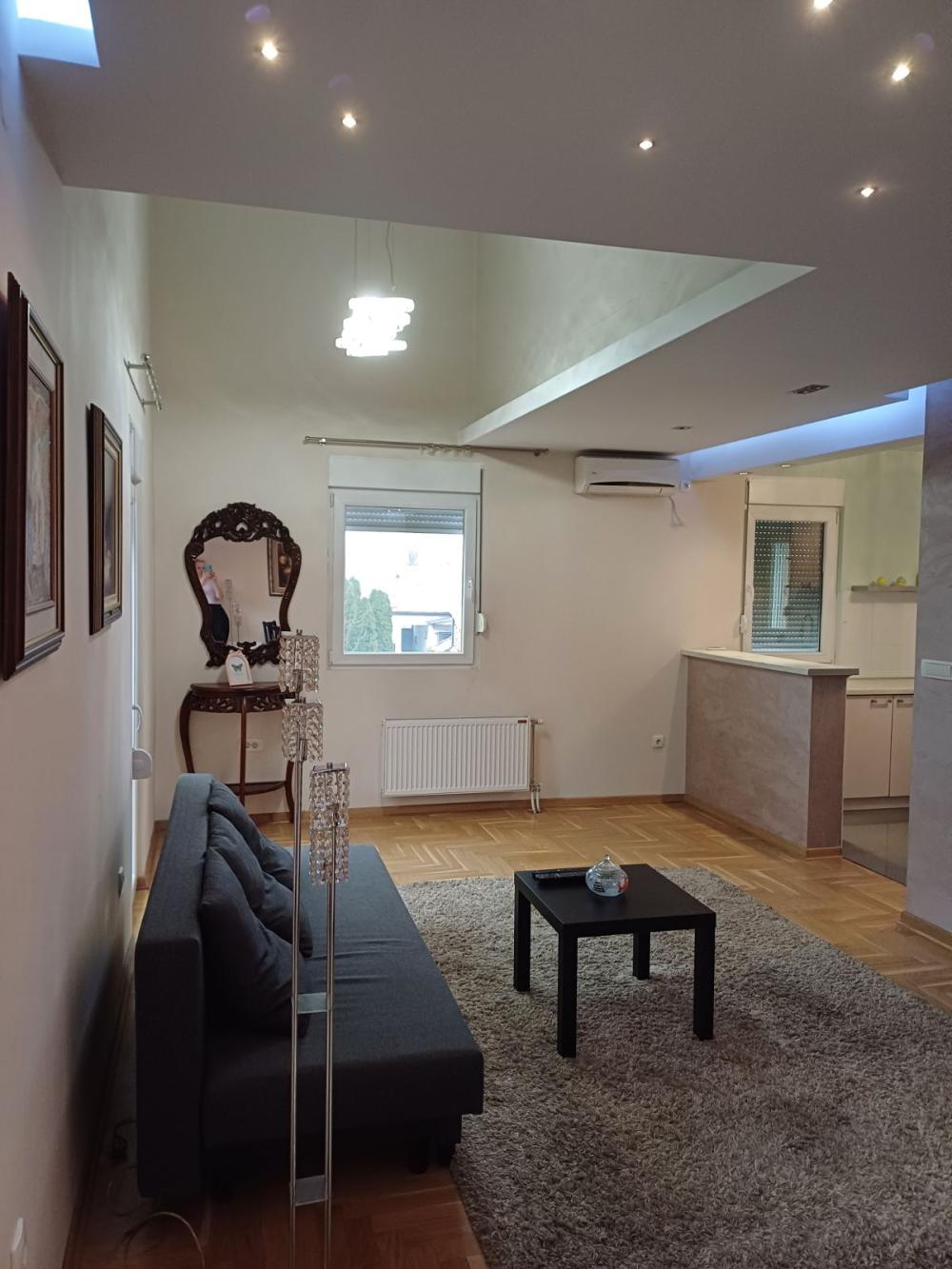 Slika 1 - Dragana Rakica, Trosoban stan na prodaju, 84m2, 304.500€