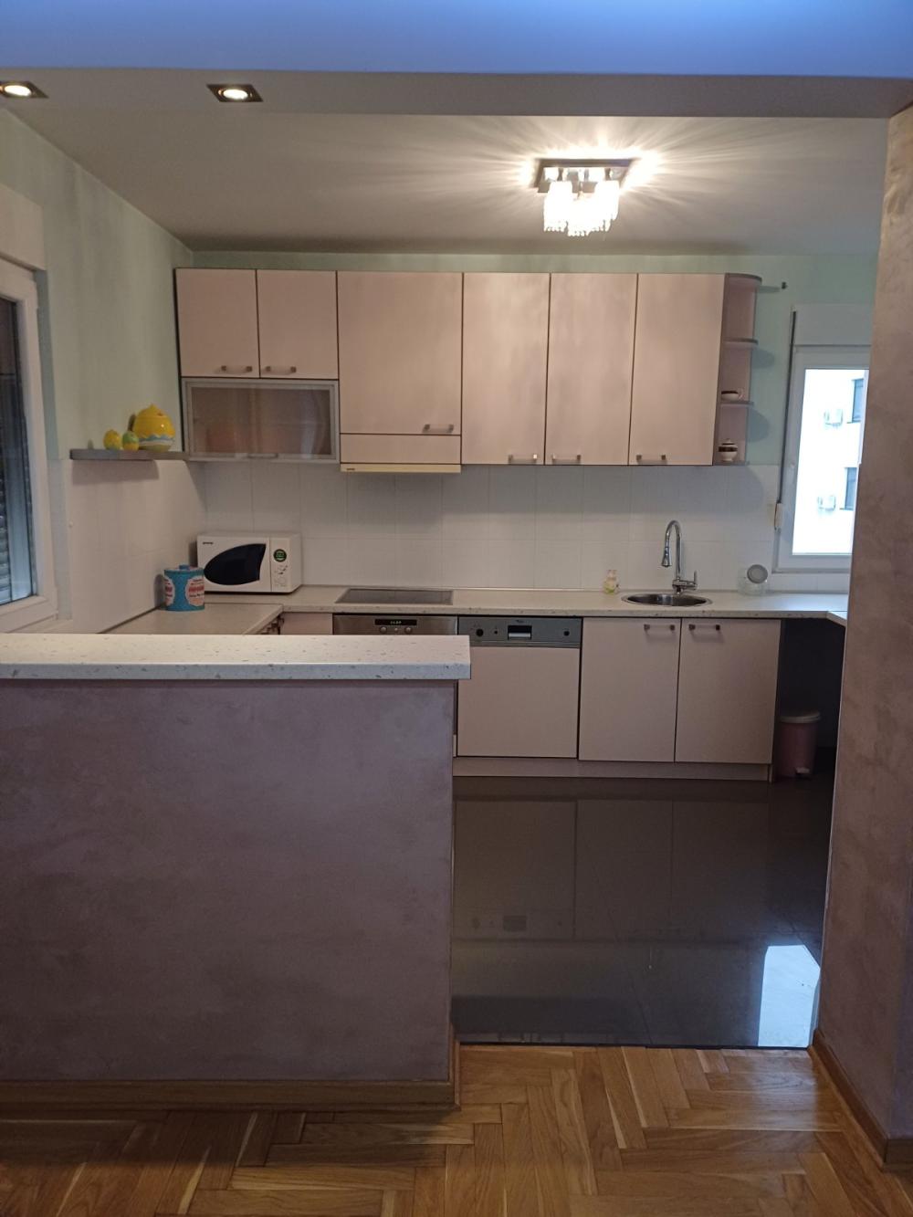 Slika 7 - Dragana Rakica, Trosoban stan na prodaju, 84m2, 304.500€