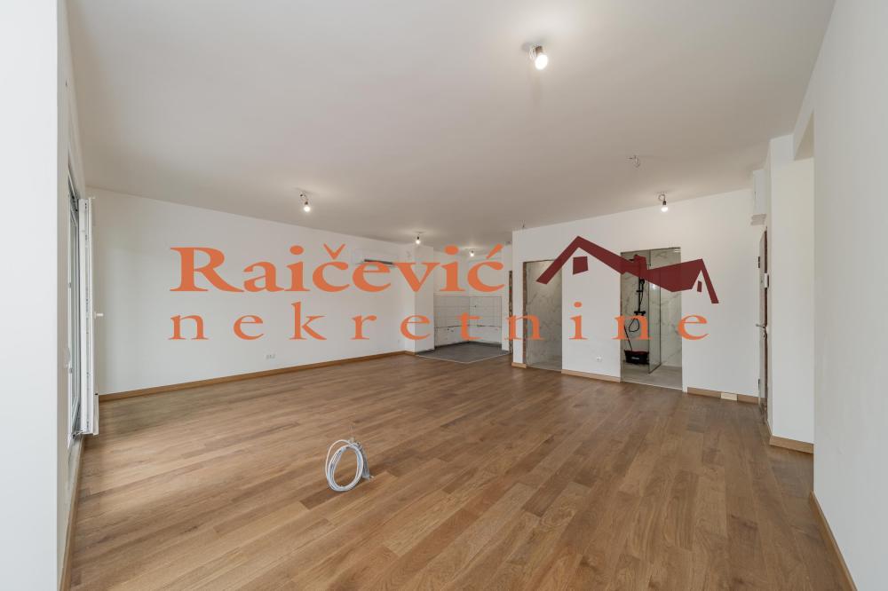 Slika 3 - Sumatovacka, Trosoban stan na prodaju, 92m2, 380.000€