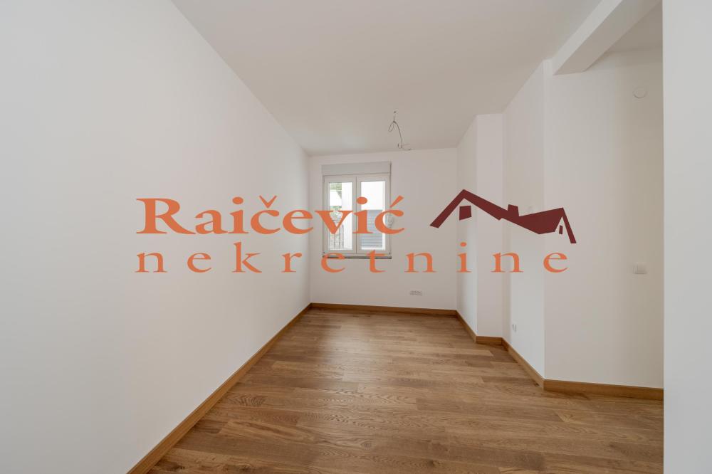 Slika 7 - Sumatovacka, Trosoban stan na prodaju, 92m2, 380.000€