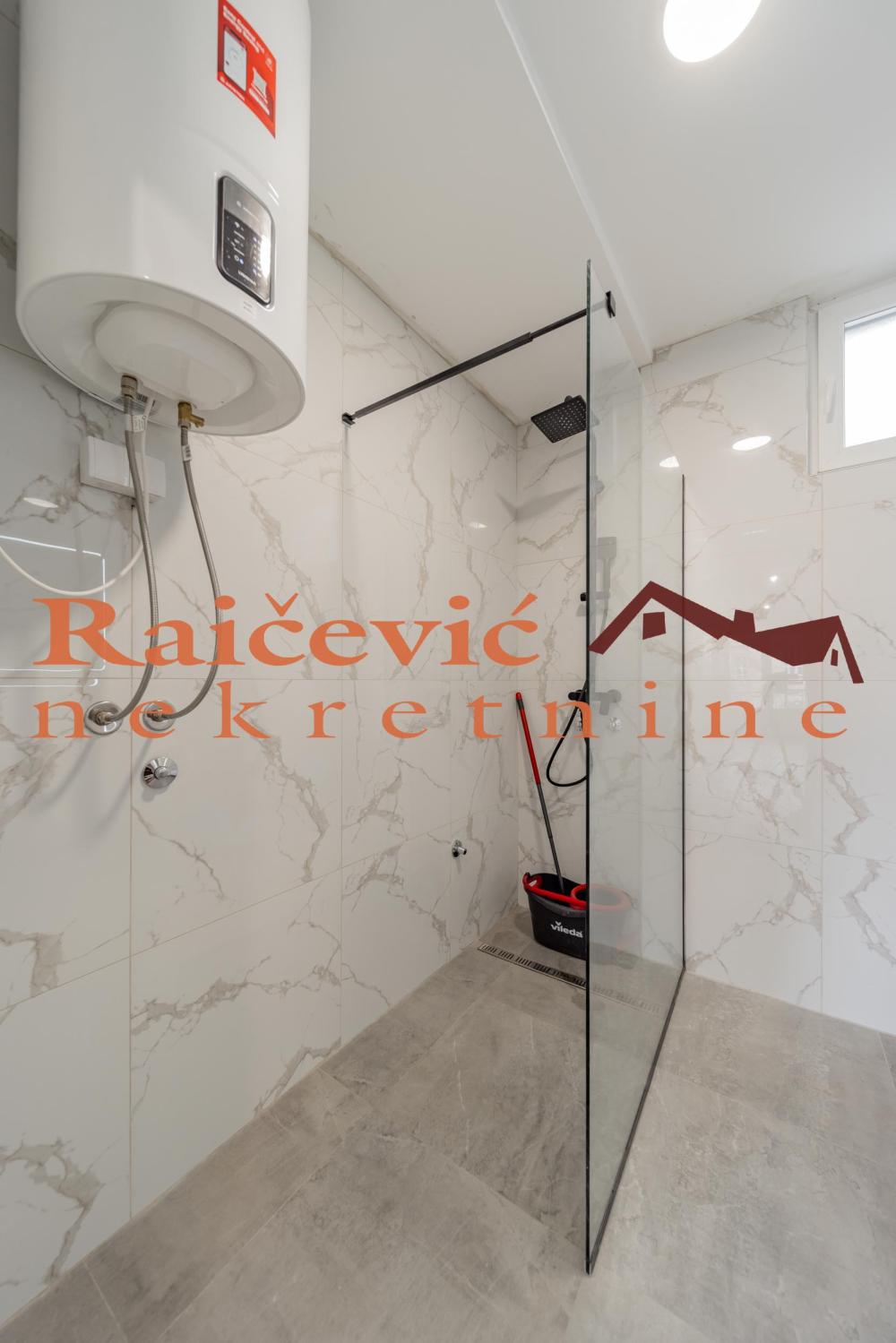 Slika 9 - Sumatovacka, Trosoban stan na prodaju, 92m2, 380.000€