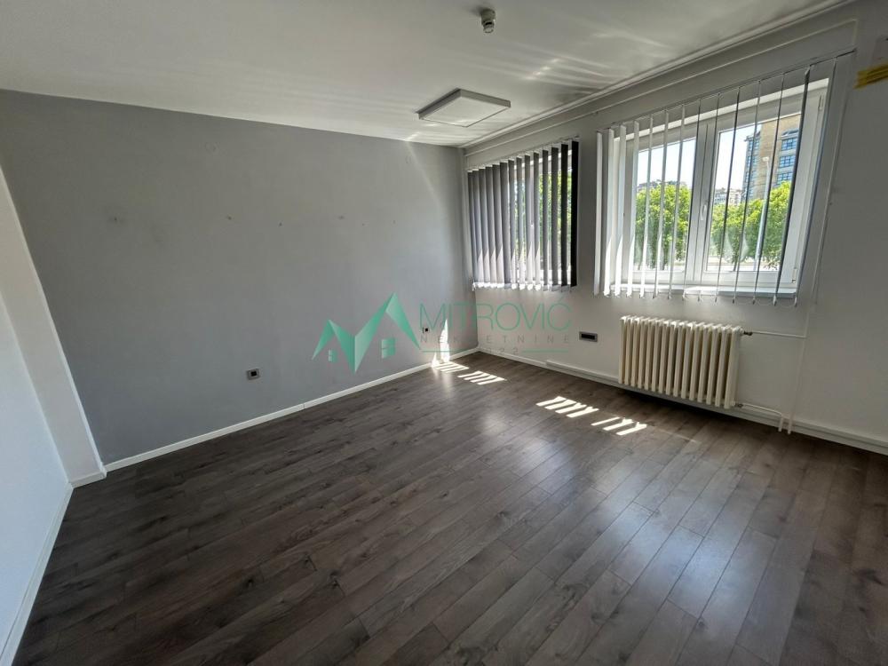 Slika 11 -  Lokal za izdavanje, 290m2, 3.190€