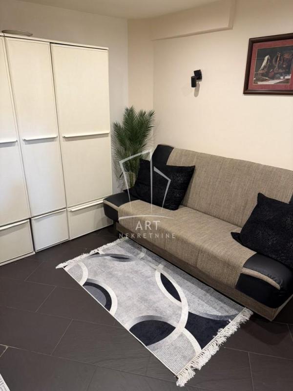 Slika 1 - Džordža Vašingtona, Dvosoban stan na prodaju, 18m2, 85.000€