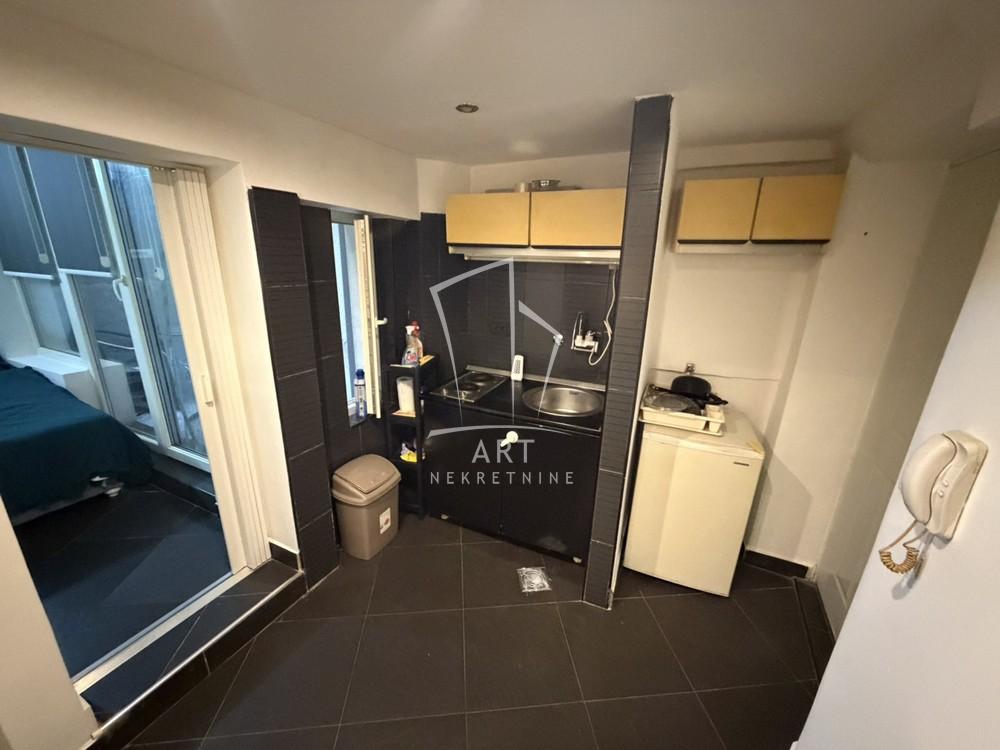 Slika 3 - Džordža Vašingtona, Dvosoban stan na prodaju, 18m2, 85.000€