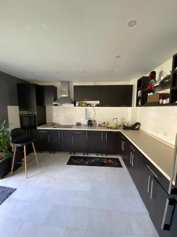 Slika 11 - Rada Kondića,  Kuća na prodaju, 180m2, 200.000€