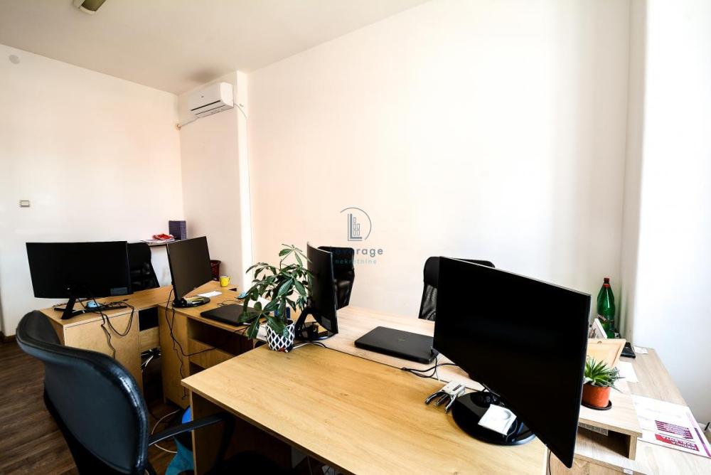 Slika 5 - Zmaj Jovina,  Lokal za izdavanje, 125m2, 1.100€