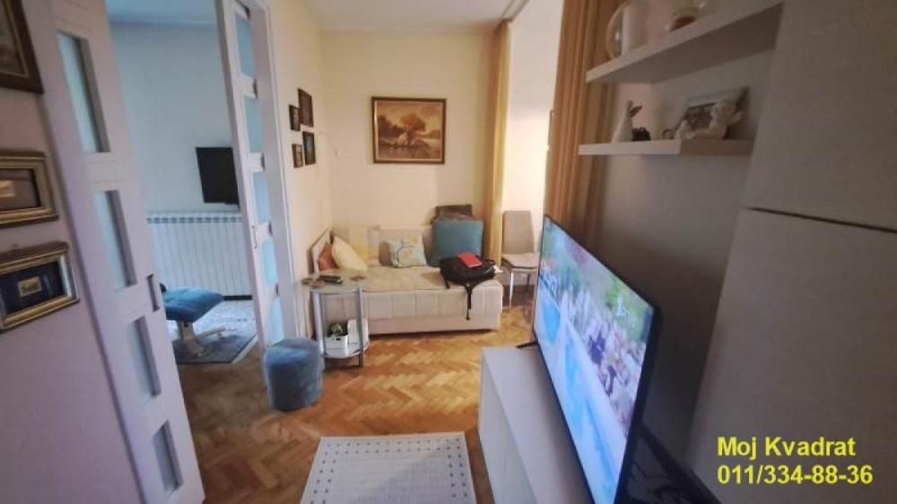 Glavna slika -Jednoiposoban stan na prodaju, 42m2, 188.000€