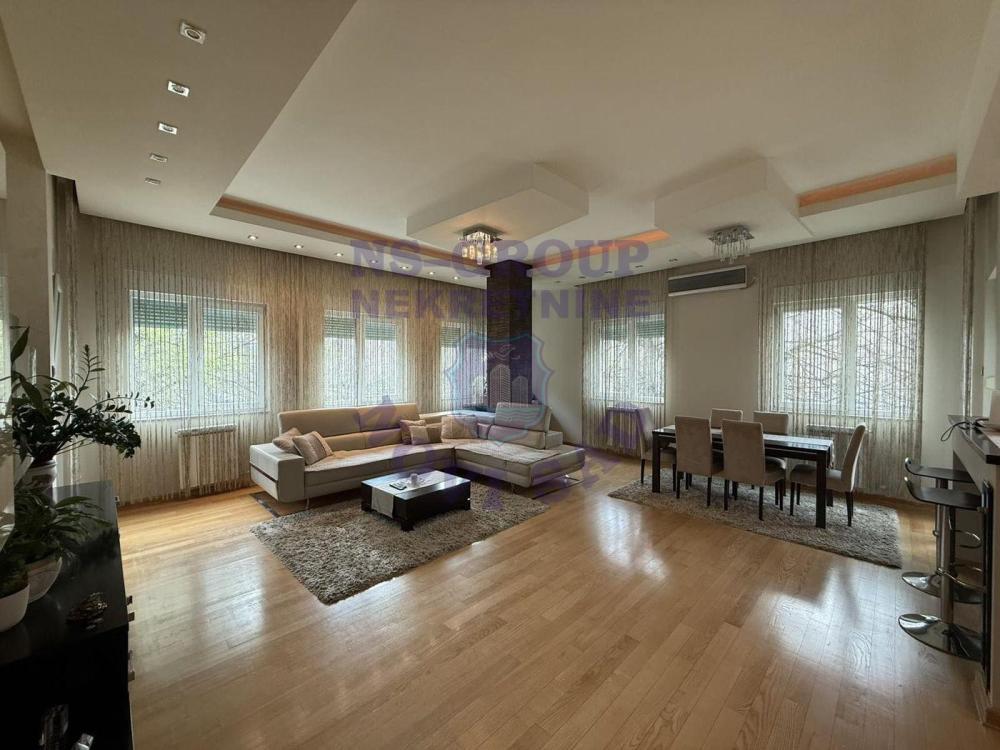 Glavna slika -Četvorosoban stan na prodaju, 127m2, 463.500€