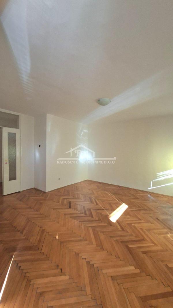 Slika 2 - Ilije Stojadinovića, Jednoiposoban stan za izdavanje, 51m2, 400€