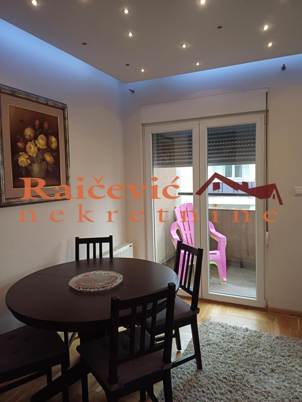 Slika 4 - Dragana Rakica, Trosoban stan na prodaju, 84m2, 304.500€