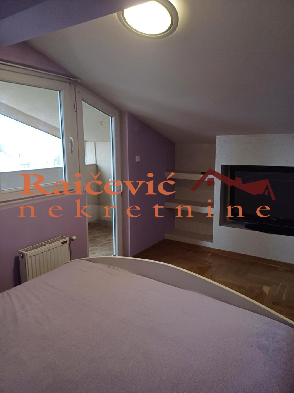 Slika 11 - Dragana Rakica, Trosoban stan na prodaju, 84m2, 304.500€
