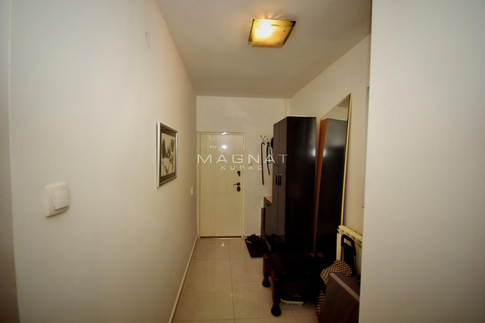 Slika 10 - Troiposoban stan na prodaju, 76m2, 360.000€