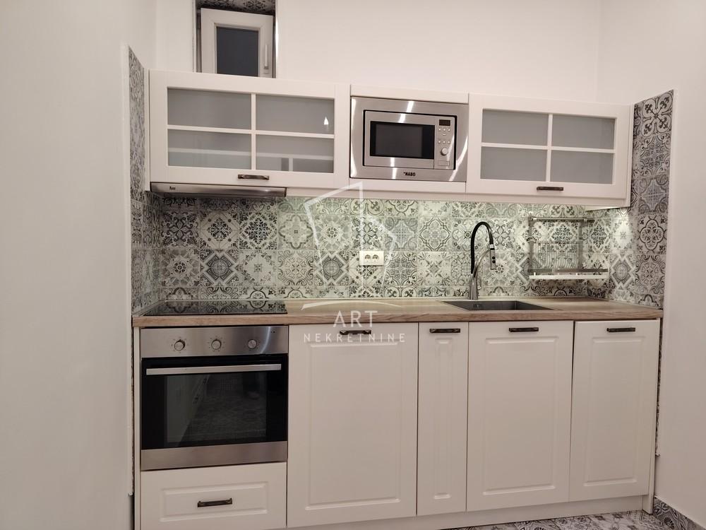 Slika 2 - Generala Lešjanina, Dvosoban stan za izdavanje, 50m2, 800€