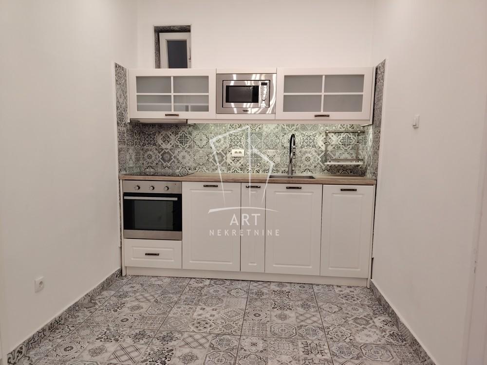 Slika 3 - Generala Lešjanina, Dvosoban stan za izdavanje, 50m2, 800€