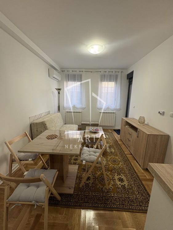 Slika 2 - 21. divizije, Jednoiposoban stan za izdavanje, 30m2, 450€