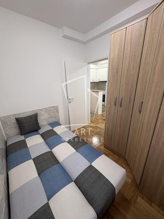 Slika 7 - 21. divizije, Jednoiposoban stan za izdavanje, 30m2, 450€