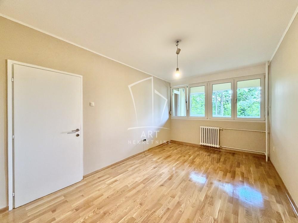 Slika 11 - Aleksinačkih rudara, Dvosoban stan za izdavanje, 67m2, 1.100€