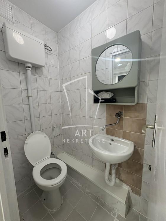 Slika 4 - Bulevar Mihajla Pupina,  Lokal na prodaju, 14m2, 44.000€