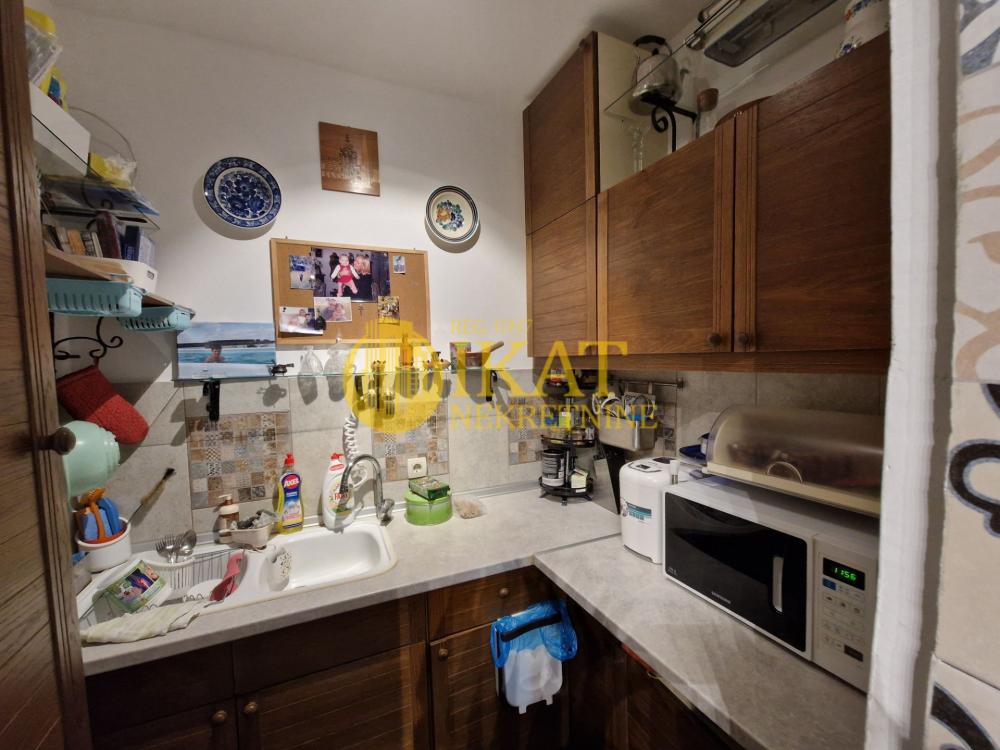 Slika 5 - Radomira Stanojevića, Kuća na prodaju, 356m2, 480.000€