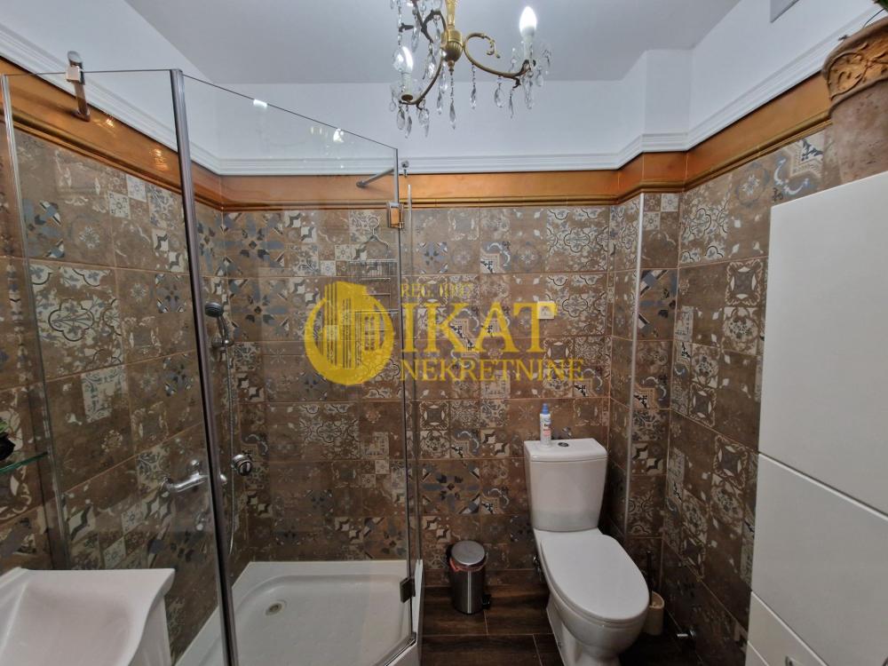 Slika 7 - Radomira Stanojevića, Kuća na prodaju, 356m2, 480.000€
