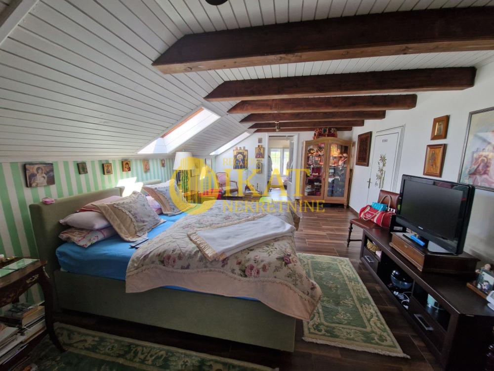 Slika 11 - Radomira Stanojevića, Kuća na prodaju, 356m2, 480.000€