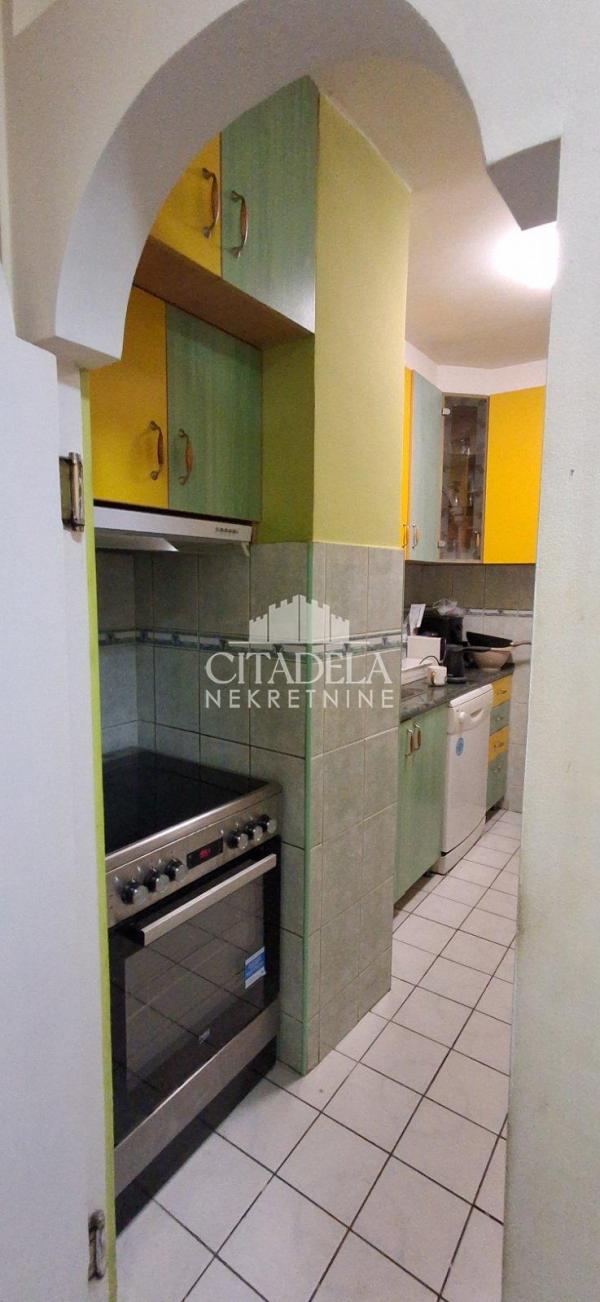 Slika 3 - Tome Maksimovića, Dvoiposoban stan na prodaju, 66m2, 238.000€