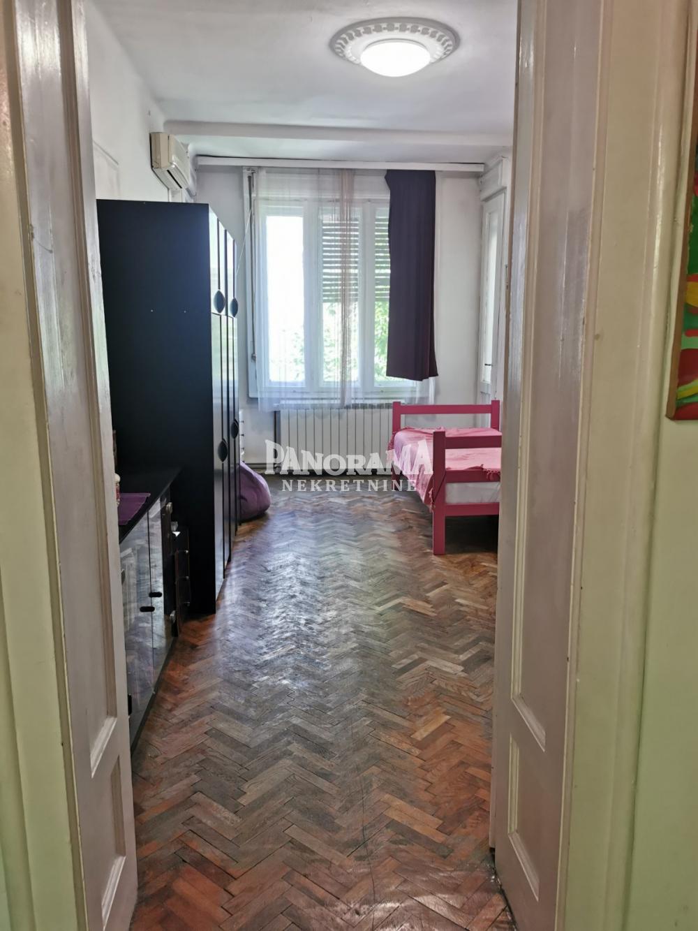 Slika 5 - Lomina, Četvoroiposoban stan na prodaju, 93m2, 399.000€