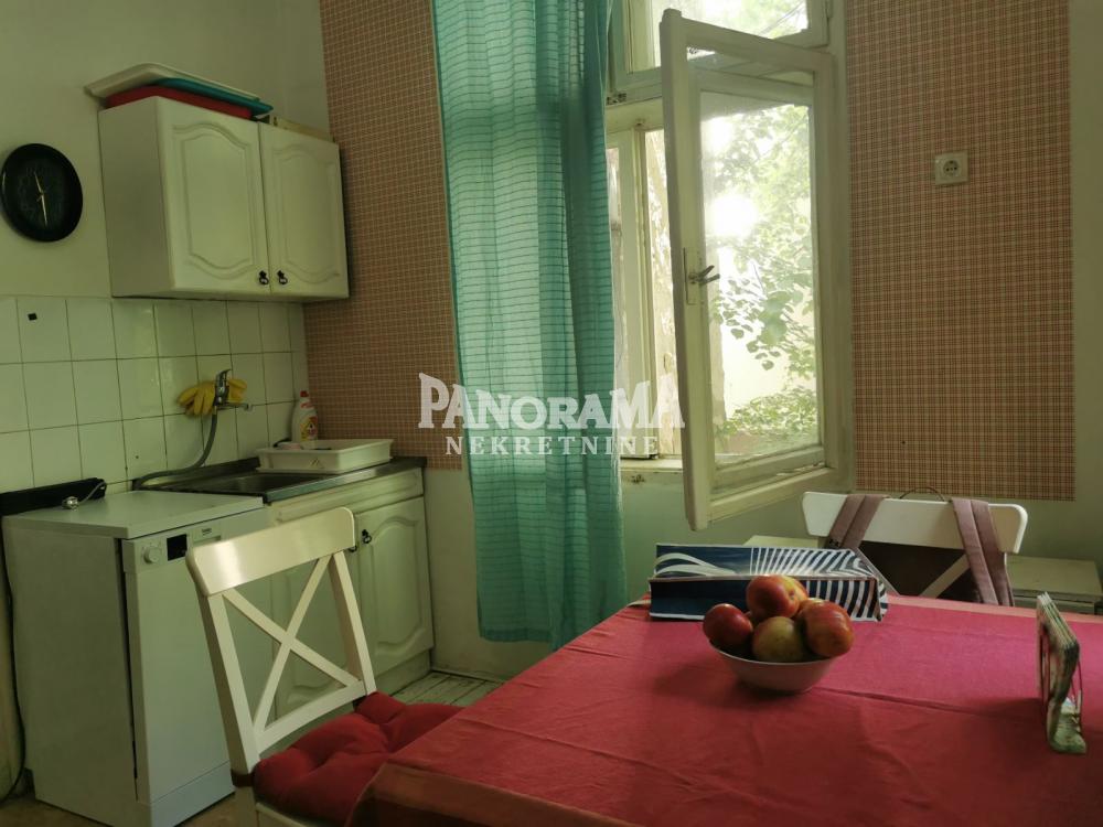 Slika 3 - Lomina, Četvoroiposoban stan na prodaju, 93m2, 399.000€