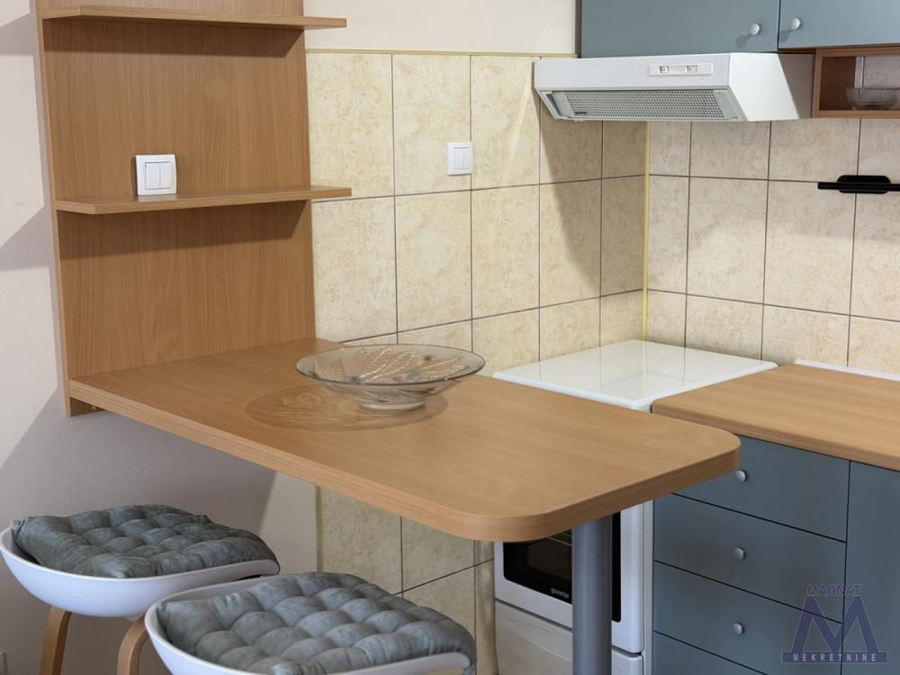 Slika 5 - Dvoiposoban stan za izdavanje, 450€