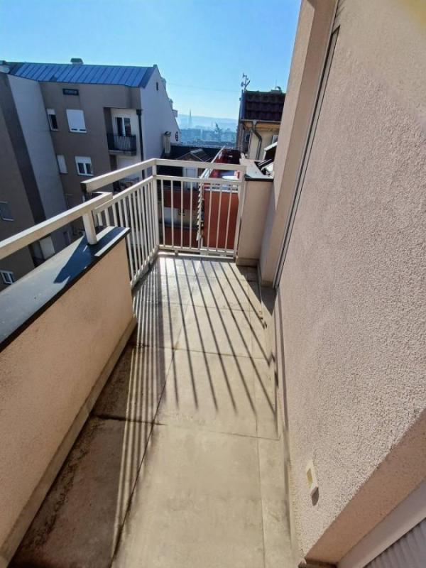 Slika 11 - Temerinska, Trosoban stan na prodaju, 74m2, 216.300€