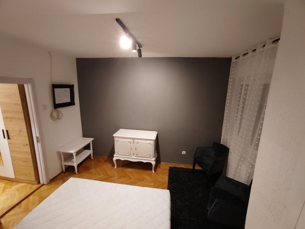 Slika 7 - Sarajevska, Trosoban stan za izdavanje, 85m2, 900€