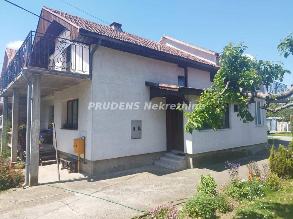 Slika 1 - Radnička,  Kuća na prodaju, 240m2, 400.000€