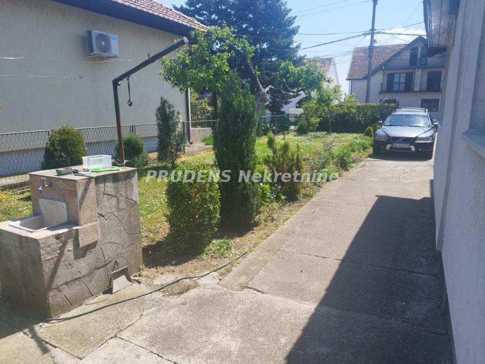 Slika 2 - Radnička,  Kuća na prodaju, 240m2, 400.000€