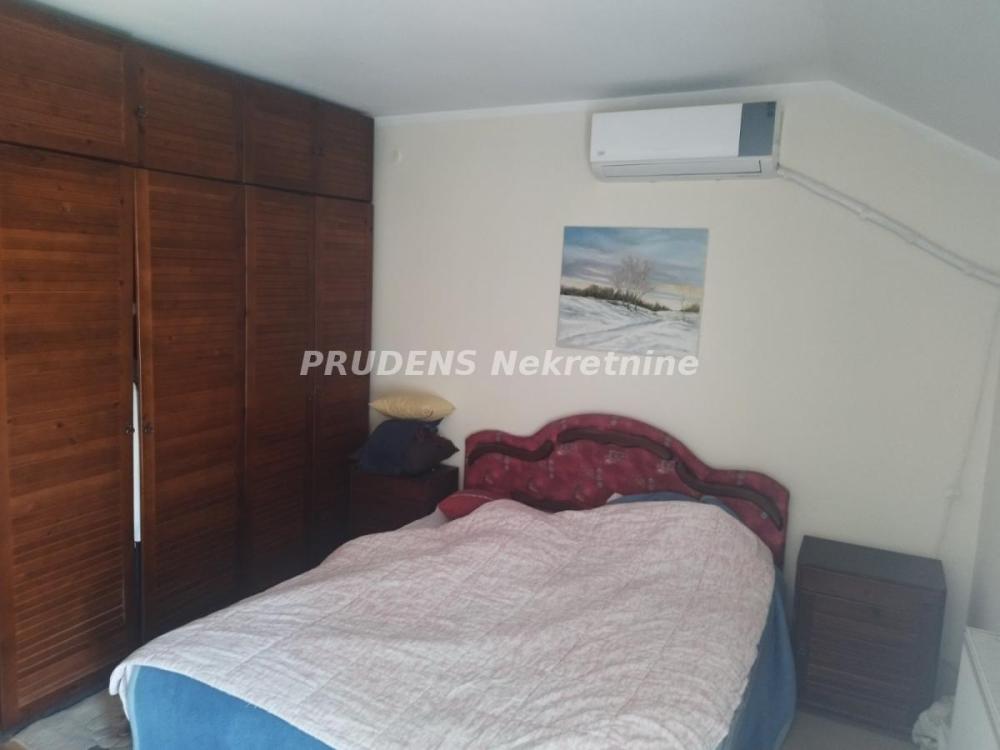 Slika 5 - Radnička,  Kuća na prodaju, 240m2, 400.000€