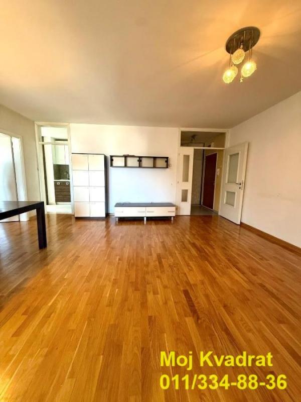 Slika 1 - Trosoban stan za izdavanje, 66m2, 500€