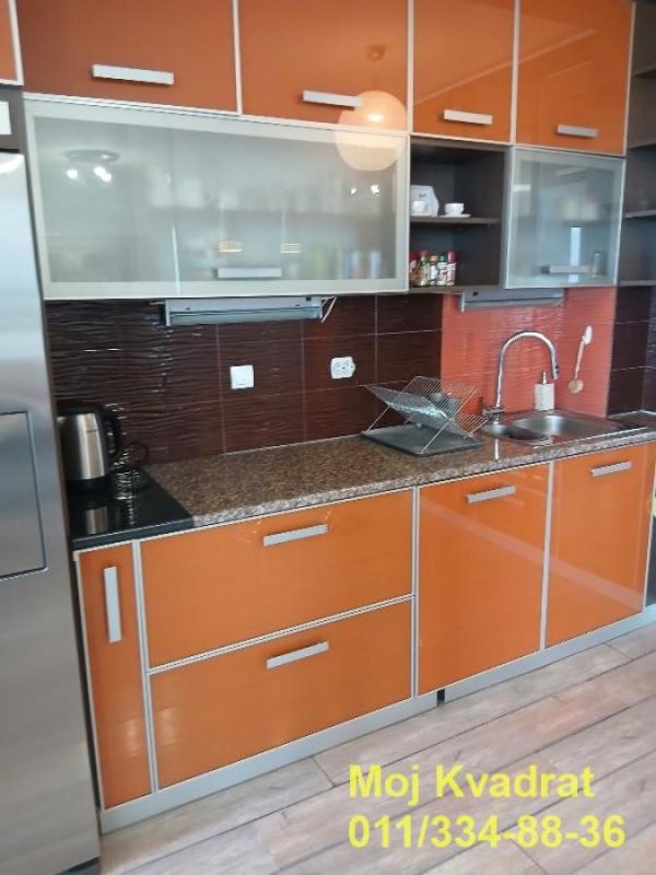 Slika 4 - Četvorosoban stan za izdavanje, 99m2, 1.200€