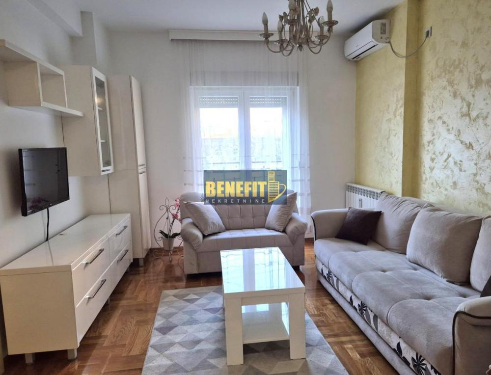 Slika 3 - Dvosoban stan za izdavanje, 50m2, 700€