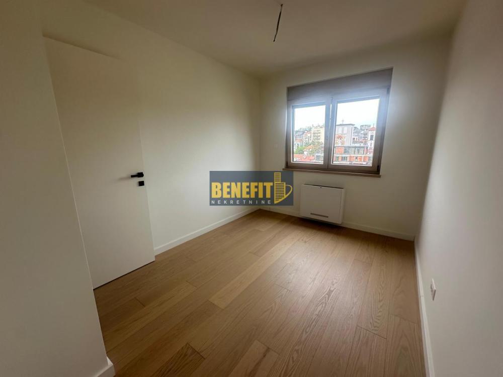 Slika 7 - Četvorosoban stan na prodaju, 100m2, 431.000€