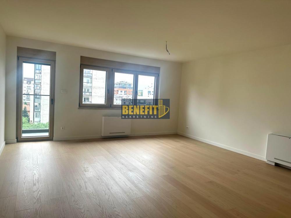 Slika 2 - Četvorosoban stan na prodaju, 100m2, 431.000€