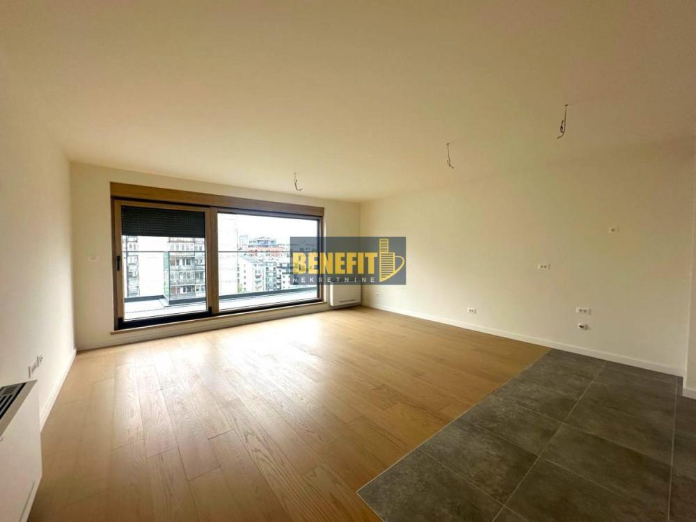Glavna slika -Četvorosoban stan na prodaju, 127m2, 538.000€