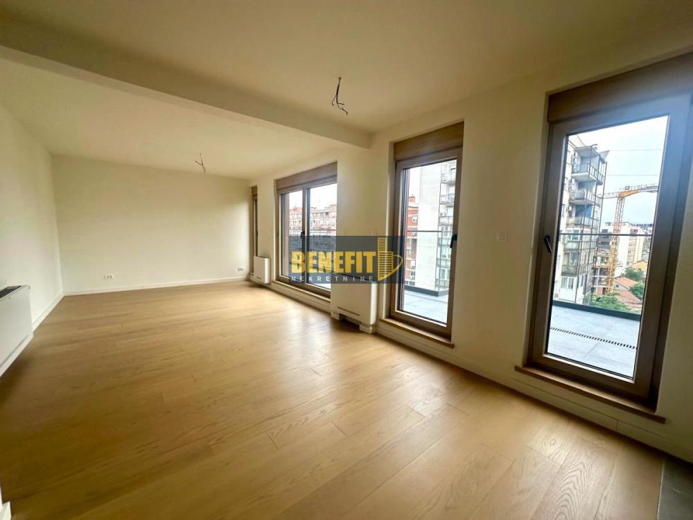 Slika 1 - Četvorosoban stan na prodaju, 130m2, 560.000€