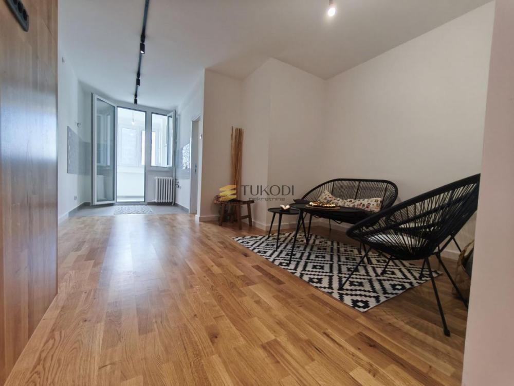 Glavna slika -Dvoiposoban stan na prodaju, 61m2, 205.000€